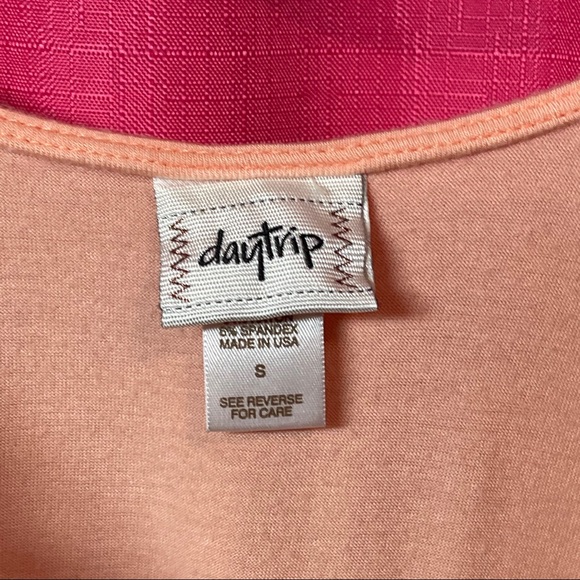 DAYTRIP PEACH LACE BLOUSE SIZE S - Picture 7 of 7